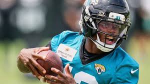 Travis Hunter Shines in Jaguars Rookie Minicamp Amidst Graduation Complications