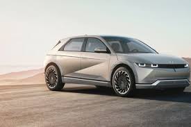 There is a Fire Potential, Hyundai and Kia Ask Electric Cars to Park in Open Areas