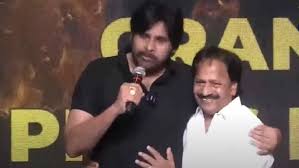 పవన్ కళ్యాణ్: ఏఎం రత్నంకు పదవి ఇవ్వాలని సీఎంను కోరాను - Imagen principal del artículo