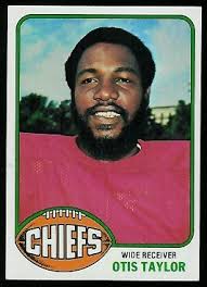 Otis Taylor 1976 Topps football card. Want to use this image? See the About page. - Otis_Taylor