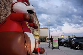 John Oliver wants Buc-ee's to sue him