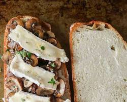 Image of Mushroom & Brie Sliders