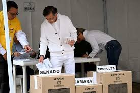 La izquierda ratifica su dominio en elecciones legislativas de Colombia
