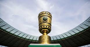 FC Bayern zu Gast beim SV Wehen Wiesbaden, Eintracht Braunschweig empfängt Stuttgart
