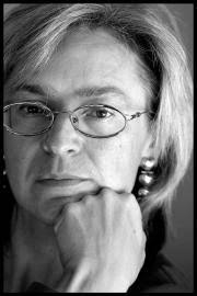 &quot;Hvis jeg stopper, tager ingen andre over&quot;, sagde Anna Politkovskaja under et besøg i Danmark sidste år. Lørdag blev hun likvideret. Foto: Søren Hartvig - U203915