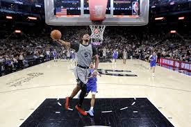 What we learned from the Spurs’ blowout win over the Mavericks