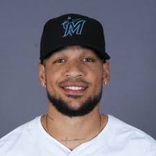 Victor Mesa News: Out of Game 4 lineup