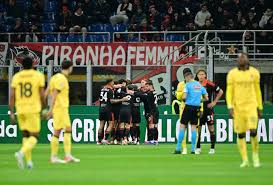 Fotbal: Pas greșit pentru AC Milan în lupta pentru titlu în Serie A