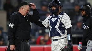 Umpire Ron Kulpa Leaves Marlins-Yankees Game After Foul Ball Hit