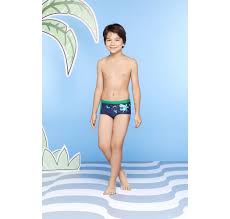 Résultat de recherche d'images pour "garçon maillot de bain"