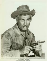 Resultado de imagem para jeff chandler