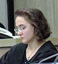Die junge Rechtsanwältin Sylvia Stolz darf nicht mehr verteidigen.