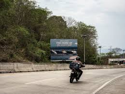 El Salvador: The Cuba of the Right?