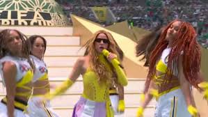 ¿Era Shakira o una doble? Crece la polémica tras cantar en la inauguración del Mundial