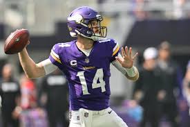 Sam Darnold gives Vikings major scare after Danielle Hunter;s illegal hit, 
comes back to MVP chants