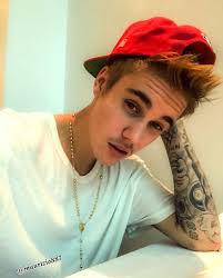 Resultado de imagem para justin bieber 2015 instagram