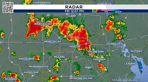 LIVE RADAR: Scattered thunderstorms moving across Southeast Texas