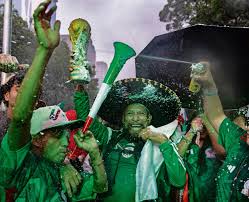 Suspenden actividades en partidos de México