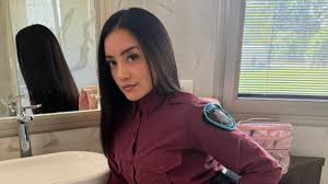 Policía Tiktoker: ¿Víctima de Explotación o Buscando Salida Laboral?