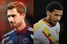 Kevin Trapp souffrant et absent de la feuille de match, Jean-Clair Todibo titulaire : les compositions de Lens - Paris FC
