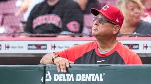 Can the Reds win to reach MLB postseason? Live updates