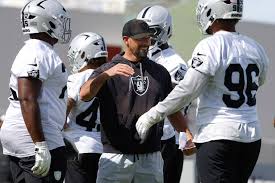 Raiders’ new DC brings ‘a little crazy’ to the defense