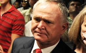 Barry Roux, the lawyer defending Oscar Pistorius, is a seasoned courtroom performer who offered a masterclass in cross examination when he attacked the ... - barry-roux_2487781b