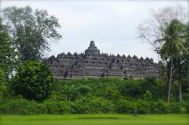 Hasil gambar untuk borobudur
