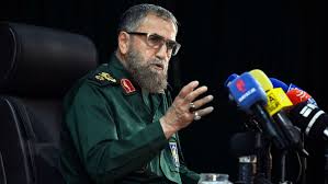 Farsnews | سردار باقرزاده: اوضاع جسمی خلبانان ایرانی در قطر خوب نیست
