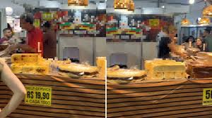 Barraca de doces que viralizou na Expocrato é fiscalizada após denúncia de golpes