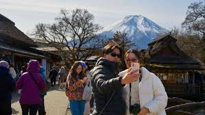 Chinese Tourists Shift Destinations: Impact on Japan and South Korea