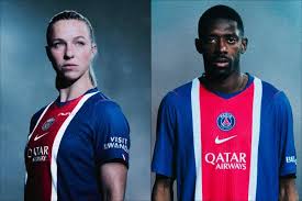Le maillot domicile du PSG pour la saison 2026-2027 dévoilé