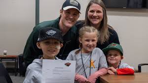 10-year-old boy who signed 1-day contract with Minnesota Wild passes away