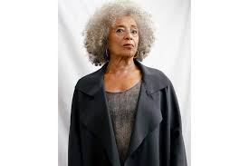 Amplifica la Filuni voz crítica de Angela Davis