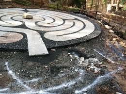 Résultat de recherche d'images pour "garden maze quilt"