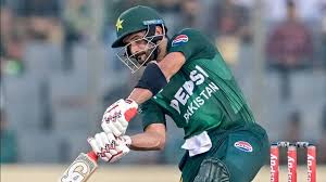 Farhan's 50 lifts Pakistan to 178-7 in third Bangladesh T20I