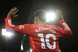 Manchester United tem novo camisa 10