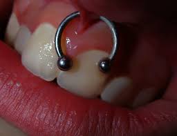 Resultado de imagem para piercing no smile