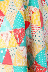 Résultat de recherche d'images pour "quilt girl holding balloons"