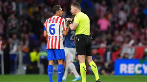 Medios españoles reaccionan de inmediato a la decisión clave de Makkelie en Atlético de Madrid-Arsenal
