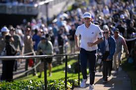 Jacob Bridgeman, now with a 6-shot lead, has to fend off Rory McIlroy at Genesis Invitational to pick up inaugural win