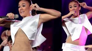 Hasil gambar untuk agnez mo