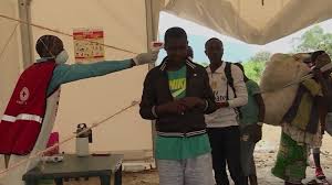 EEUU reactiva restricciones por brote de ébola en África