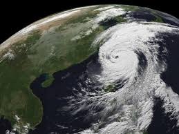 '94 Injured' Typhoon Champi Passes Taiwan, Heads for Japan: "Winds Strong Enough to Overturn Trucks"
