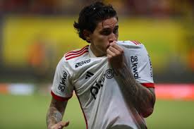 ¡Pedro Hace Historia! Flamengo Aplasta al Inter y Él Entra al Top 10 - Imagen principal del artículo