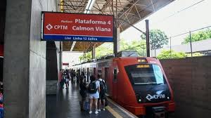 Linha 12-Safira da CPTM opera com lentidão após problema