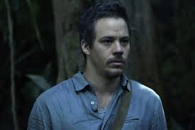 Znalezione obrazy dla zapytania michael raymond ouat