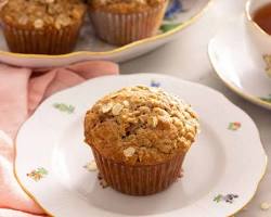تصویر oat muffins