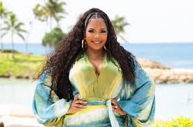 Ashanti Mentors and Performs on American Idol in Hawaii