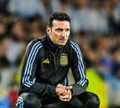 ELOGIOS PARA LA TRICOLOR: Lionel Scaloni “Debo felicitar a Becacecce por el buen trabajo que está haciendo”